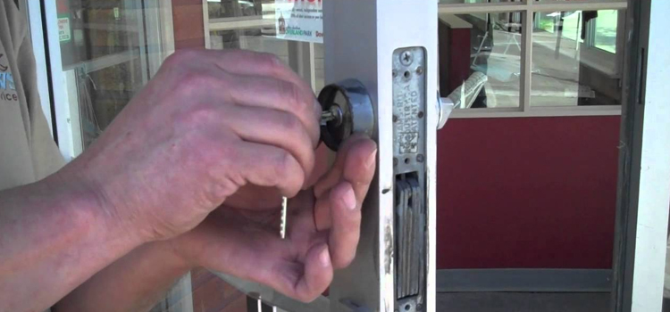 commercial door lock repair Barstow
